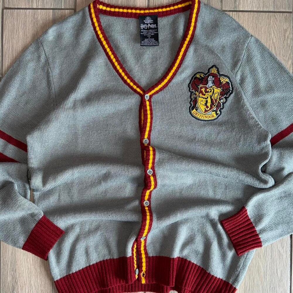 Universal Studios Wizarding World of Harry Potter Button Up Cardigan Size M